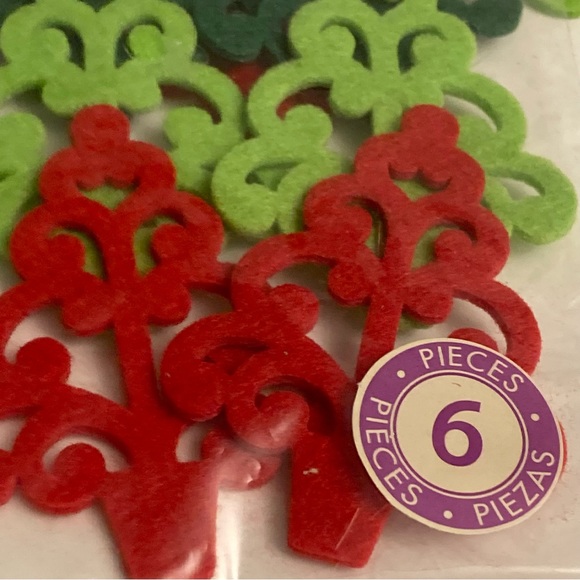 Dimensions Red Green Christmas Tree Scrapbook Card Making Embellishments 60ct - Picture 3 of 14